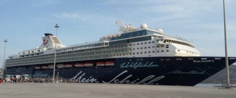 Στον Βόλο το υπερπολυτελές κρουαζιερόπλοιο Mein Schiff - Media