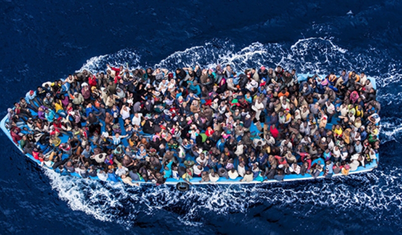 Βέλγιο: 20 μετανάστες βρέθηκαν σε δύο φορτηγά - Media