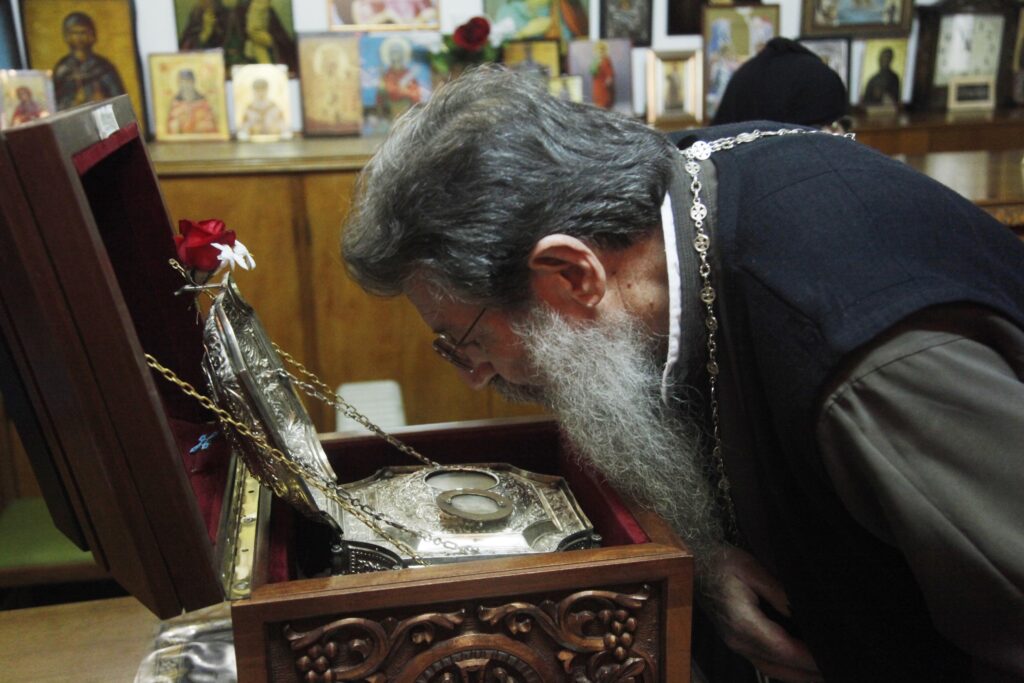 Δεσμεύτηκε ο λογαριασμός του μητροπολίτη Μυτιλήνης για χρέη του ορφανοτροφείου - Media