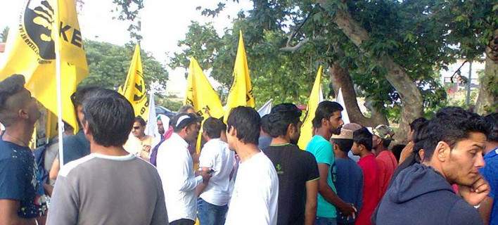 Καταγγελία για νέα Μανωλάδα από Πακιστανούς εργάτες - Έκαναν πορεία στην Θήβα (Video) - Media