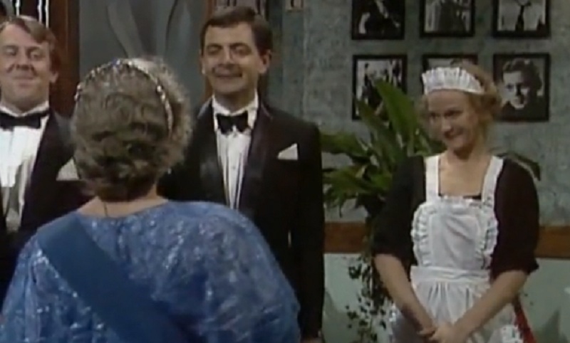 Ποιος είναι ο γκαφατζής «Mr Bean» της Βασιλικής Οικογένειας της Αγγλίας και τι σχέση έχει με την Ελλάδα;  - Media