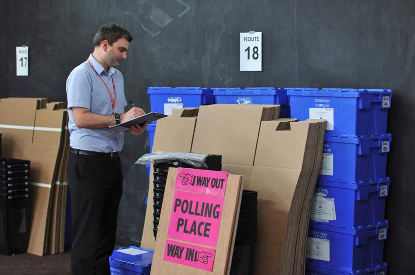 Ζητούν και… δεύτερο δημοψήφισμα οι Βρετανοί - Από τις πολλές υπογραφές «έπεσε» η ιστοσελίδα - Media