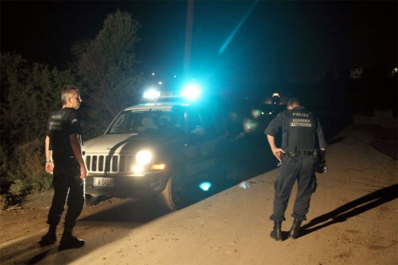 Τραγωδία στη Ρόδο: Μαχαίρωσε τη γυναίκα του και αυτοκτόνησε μπροστά στο παιδί τους - Media