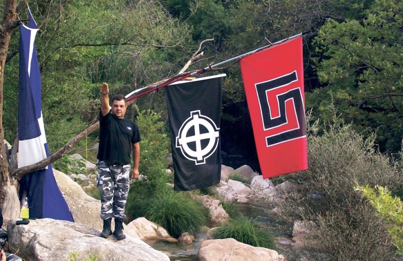 Αστυνομικός για δολοφονία Φύσσα: Δε βάλαμε χειροπέδες στον Ρουπακιά μετά τη δολοφονία, γιατί… ήταν ήρεμος - Media