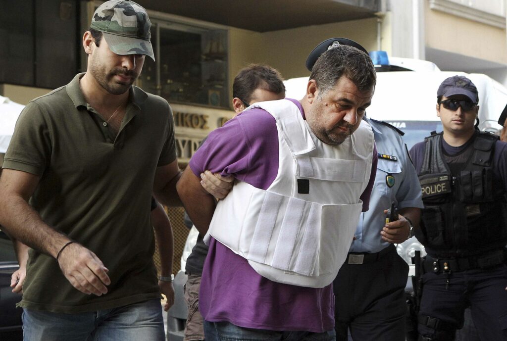 Αντιφάσεις στις καταθέσεις αστυνομικών που συνέλαβαν τον Ρουπακιά εντοπίζει η Πολιτική Αγωγή - Media