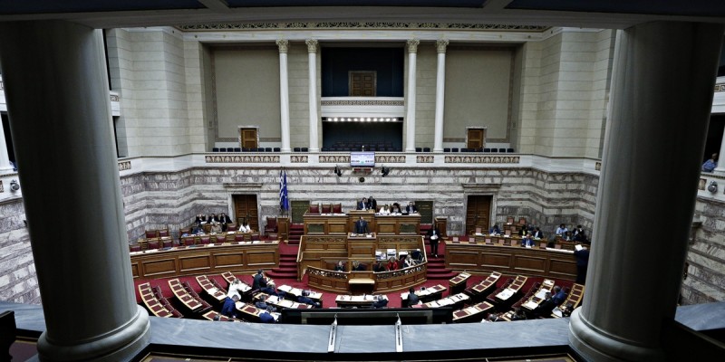 Η Βουλή συγκροτεί (νέα) επιτροπή για την απομείωση του χρέους - Media