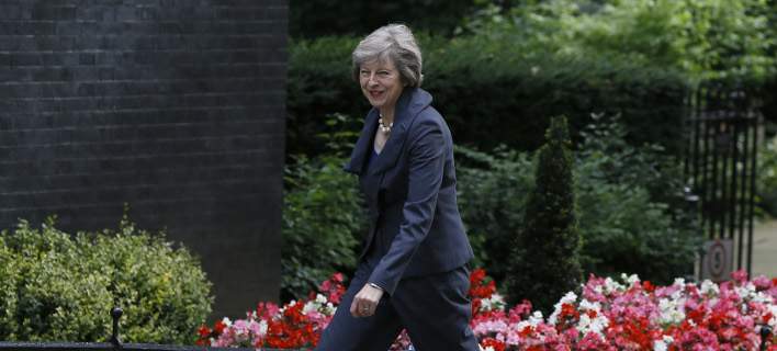 Yπουργείο Brexit ετοιμάζει η Μέι - Media