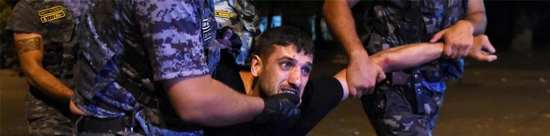 Γερεβάν: Δεκάδες τραυματίες σε συγκρούσεις με την αστυνομία (Video)  - Media