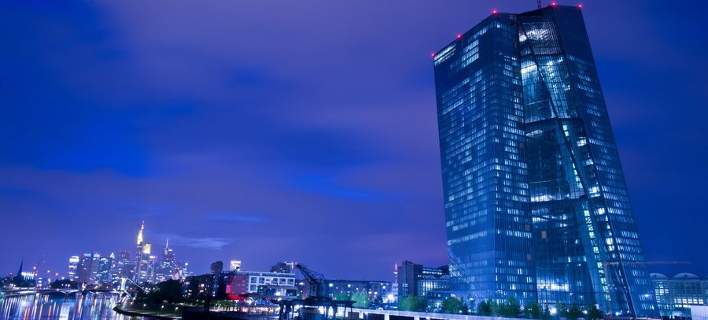 Νέα σημαντική μείωση στα 87,2 δισ. ευρώ της εξάρτησης των ελληνικών τραπεζών - Media