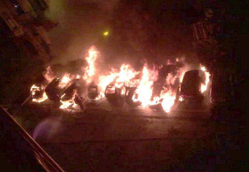 Αναστάτωση στις Βρυξέλλες από πυρκαγιά σε σταθμευμένα ΙΧ- Για εγκληματική ενέργεια μιλούν οι αρχές (Videos)   - Media