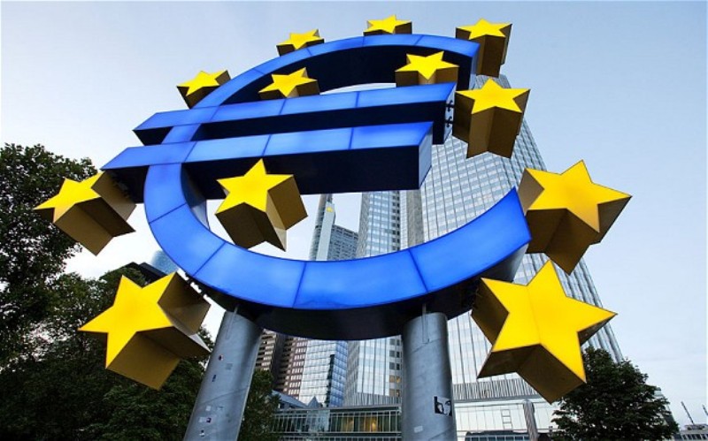 Μέλος της ΕΚΤ: Θα ήταν πολύ επικίνδυνο να βγει η Ελλάδα από το ευρώ - Media