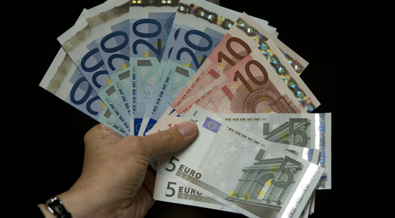 Σε ποιους επιστρέφονται φόροι 1,26 δισ. ευρώ - Media
