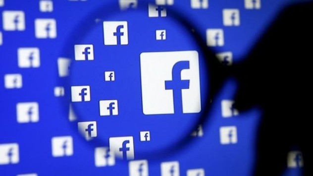 Το Facebook χαρακτήρισε «άσεμνη» μια από τις πλέον εικονικές φωτογραφίες της σύγχρονης ιστορίας (Photo) - Media