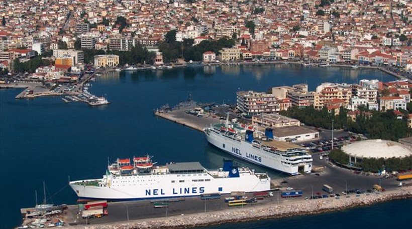 Το ελληνικό νησί που «βουλιάζει» φέτος από Τούρκους τουρίστες - Media