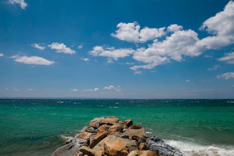 Σταθερή η θερμοκρασία με λίγα σύννεφα και ισχυρούς βοριάδες - Media