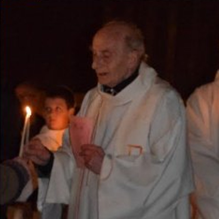 Αυτός είναι ο ιερέας που κατακρεούργησαν στην εκκλησία της Νορμανδίας (Photo) - Media