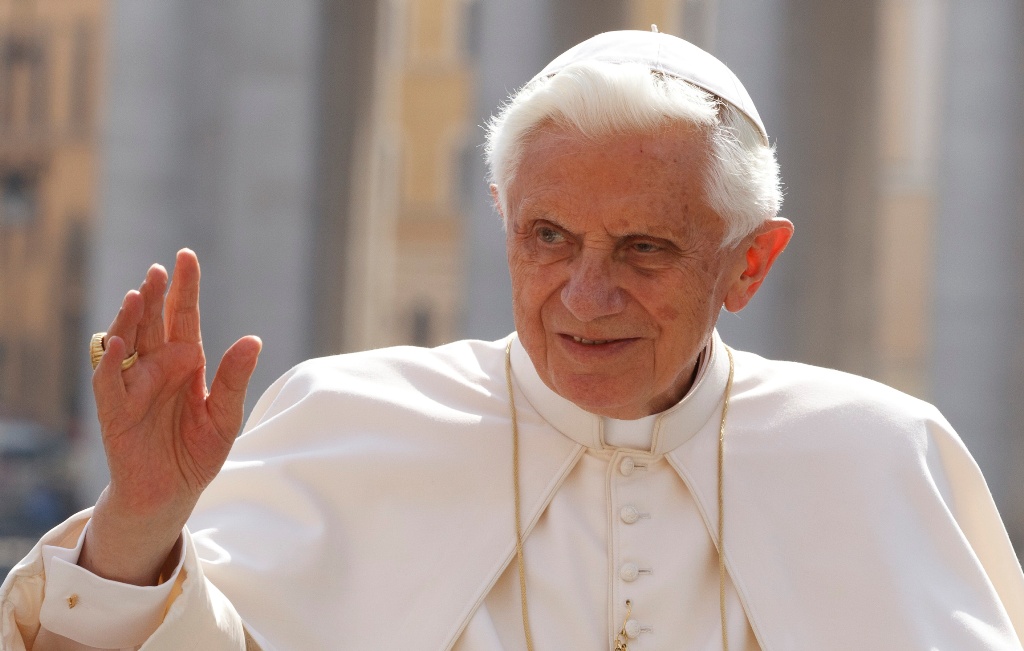 Ο τέως Πάπας Βενέδικτος καταγγέλλει: Γκέι λόμπι επηρέαζε τις αποφάσεις του Βατικανού - Media