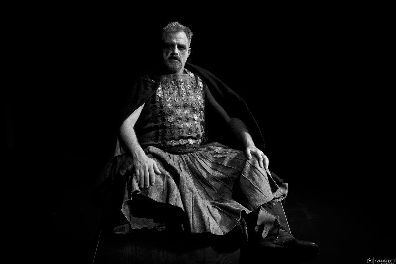 «Ο Ληστής» - Media