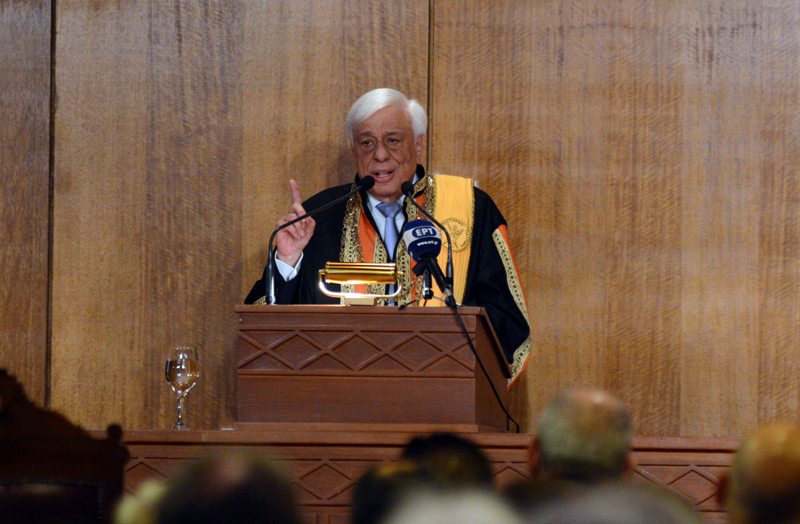 Παυλόπουλος: Μόνο με ευρωομόλογο μπορεί να αντιμετωπιστεί η κρίση χρέους  - Media