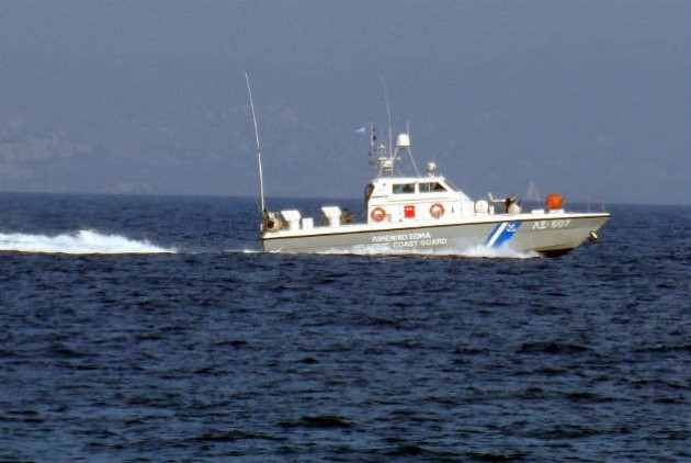 Εισροή υδάτων σε αλιευτικό σκάφος ανοιχτά της Άνδρου - Σώοι οι δύο επιβαίνοντες - Media