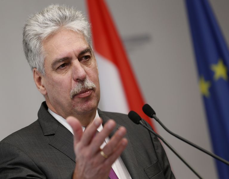 Αυστριακός ΥΠΟΙΚ: Πιστεύω πως η Βρετανία θα μείνει στην ΕΕ - Media