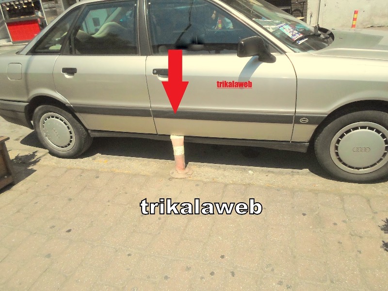 Τρίκαλα: Το παρκάρισμα που έγινε viral ...και το πλαστικό κολωνάκι (Photo) - Media