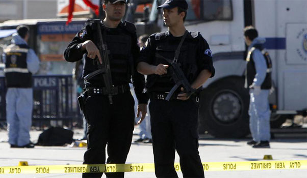 Τουρκία: Ωμότητες της αστυνομίας σε φιλοκούρδους διαδηλωτές - Media