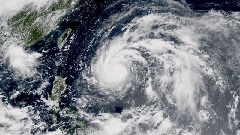 Φιλιππίνες: Σαρώνει τη χώρα ο τυφώνας Φανφόν - Εκατομμύρια κάτοικοι εγκλωβισμένοι στα σπίτια τους (Video) - Media