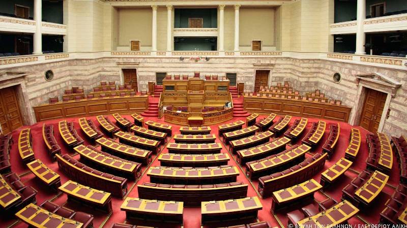 Στη Βουλή η τροπολογία για τον ιδιοκτησιακό διαχωρισμό του ΑΔΜΗΕ από τη ΔΕΗ - Media