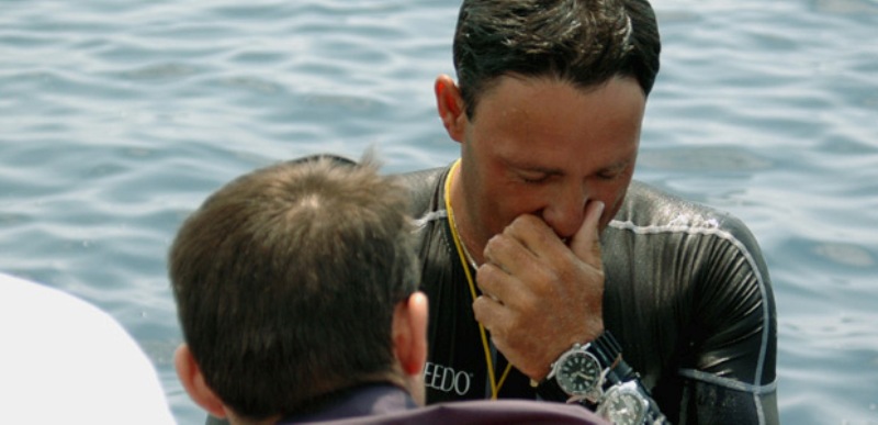 Ο Χλίτσιος έσπασε το πανελλήνιο ρεκόρ με βουτιά στα 80,7 μέτρα! - Media