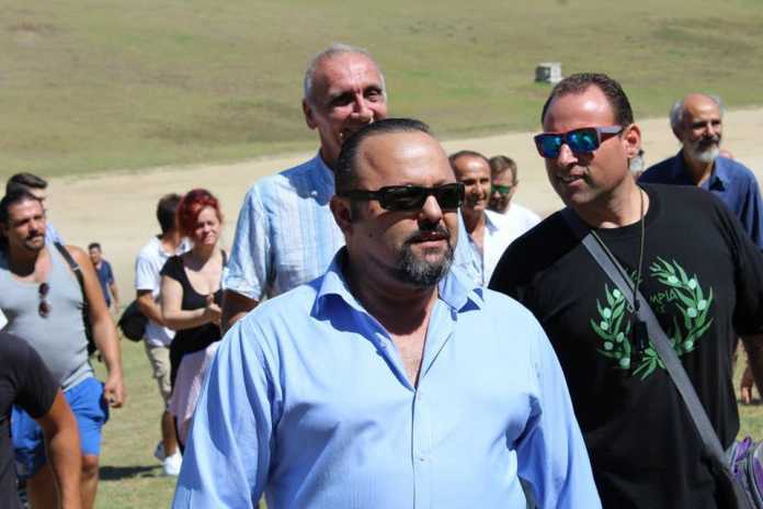 Στην Αρχαία Ολυμπία ο Αρτέμης Σώρρας - Οι 300 «πιστοί» του και οι επικλήσεις στον… Δία (Photos-Video) - Media