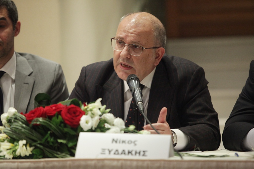 Δακρύβρεχτες ιστορίες συριζαίικης συμπόνιας - Media