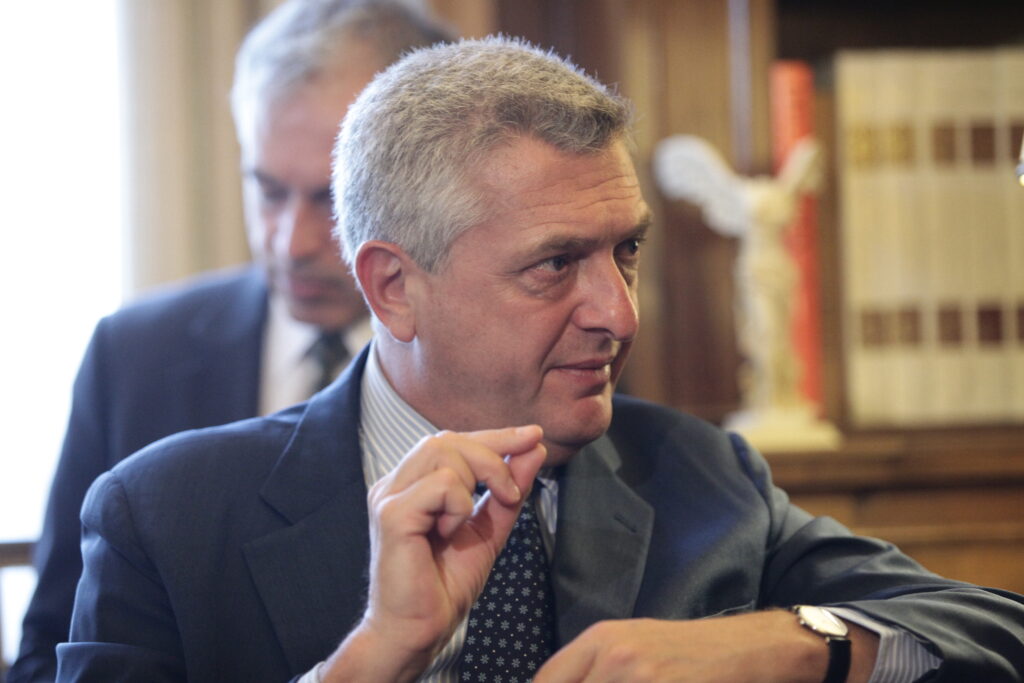 Εξήρε το ρόλο της χώρας στο προσφυγικό ο Ύπατος Αρμοστής του ΟΗΕ- Ελλάδα και Ιταλία δίνουν μαθήματα αλληλεγγύης - Media