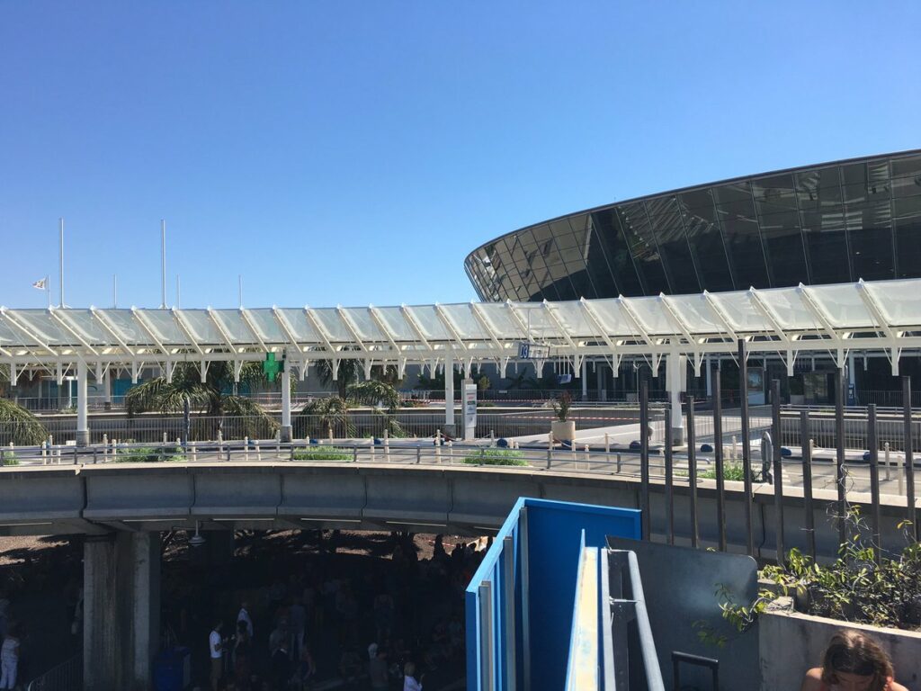 Λήξη συναγερμού στο αεροδρόμιο της Νίκαιας (Photo-Video) - Media