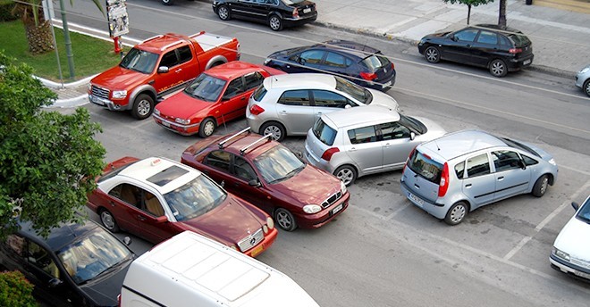 Παρκάρισμα για... Όσκαρ στο κέντρο της Σπάρτης (Photos) - Media