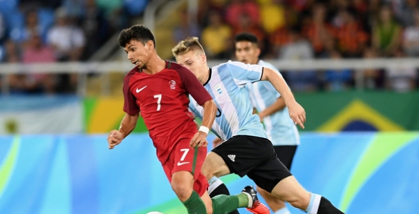 Πήρε Μάρτινς ο Ολυμπιακός  - Media