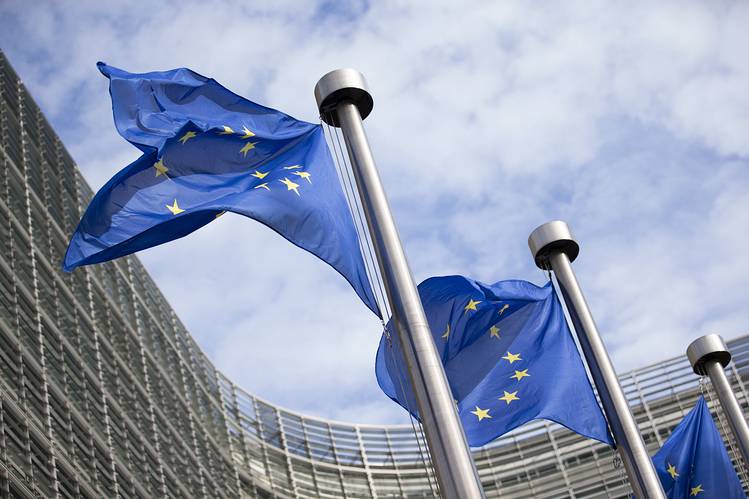 Η ΕΕ ακύρωσε τα πρόστιμα σε Ισπανία-Πορτογαλία - Media