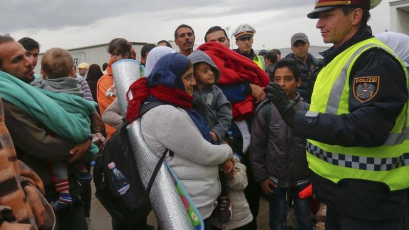 Άλλους 400.000 πρόσφυγες αναμένεται να υποδεχθεί η Γερμανία - Media