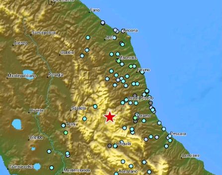 Νέος ισχυρός σεισμός 4.8 Ριχτερ στην κεντρική Ιταλία - Media