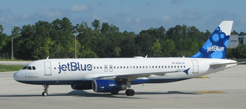 24 τραυματίες από ισχυρές αναταράξεις στον αέρα - Media