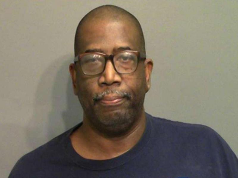 Ιερέας που επιδοκίμασε την επίθεση στο γκέι κλάμπ στο Ορλάντο κατηγορείται για σεξουαλική παρενόχληση ανηλίκου - Media