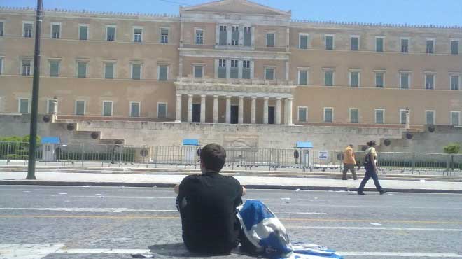 Παραμένουν τεράστιες οι συνέπειες της κρίσης στην Ελλάδα - Media
