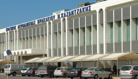 Αναστάτωση στο αεροδρόμιο του Ηρακλείου από διαρροή σε αεροσκάφος - Έκλεισε για μια ώρα - Media