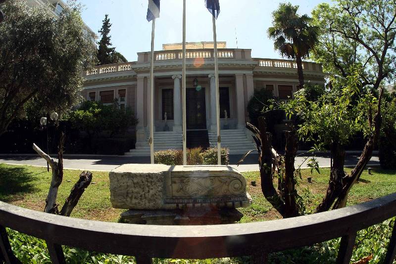 Κυβερνητικοί κύκλοι: Στο κενό η προσπάθεια της ΝΔ κατά της νομιμότητας στο ραδιοτηλεοπτικό τοπίο - Media