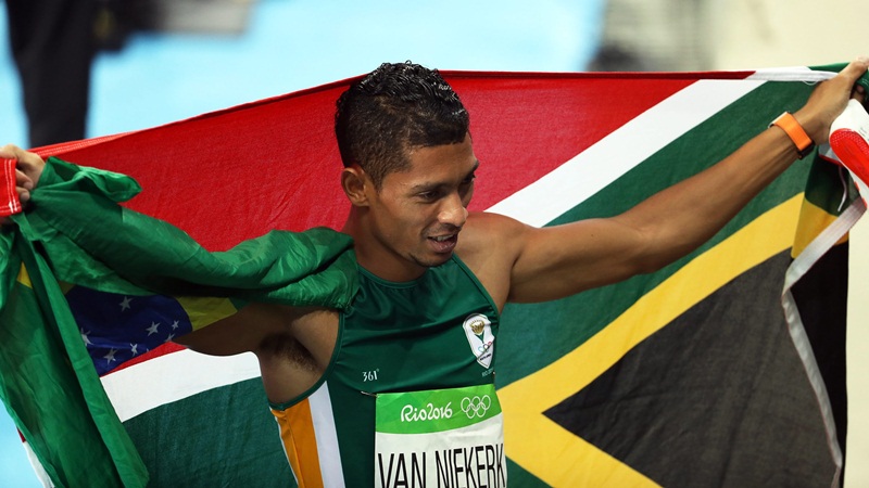 Ρίο 2016: Ο Νοτιοαφρικάνος  Γουέιντ φαν Νίεκερκ  κατέρριψε το παγκόσμιο ρεκόρ στα 400μ  - Media