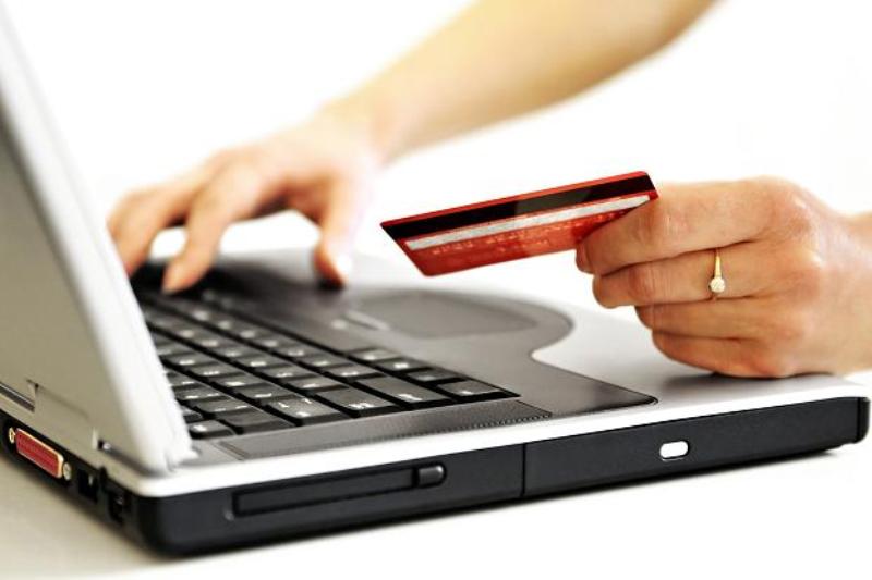 Οι Έλληνες ξεπουλάνε μεσω ίντερνετ το... παλιό νοικοκυριό - Media