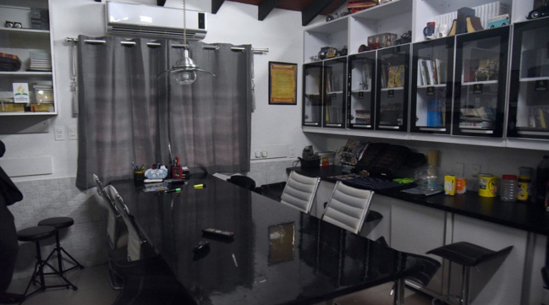 Της φυλακής τα σίδερα... Κελί-πολυτελές διαμέρισμα για μεγαλέμπορο ναρκωτικών στη Βραζιλία (Photos) - Media