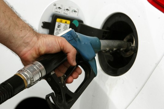 Πρατηριούχοι: «Αγκάθι» οι μεταχρονολογημένες επιταγές για τα βενζινάδικα - Media