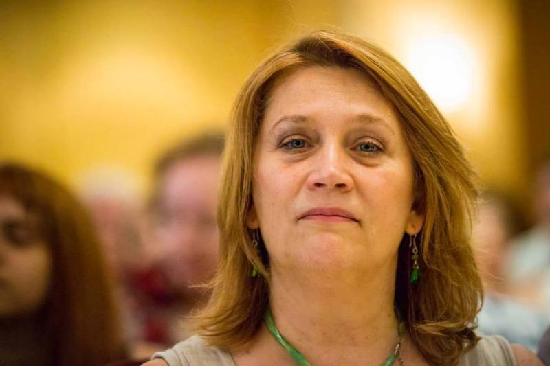 Καταγγελία βουλευτή ΣΥΡΙΖΑ: Πατέρας μέλους της Νομαρχιακής Σύριζα πήρε την σίτιση μεταναστών ύψους 750.000 ευρώ - Media