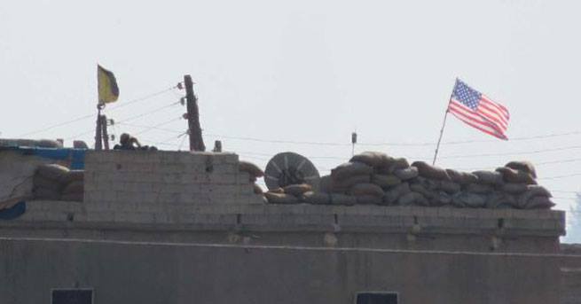 Οι Κούρδοι «πικάρουν» τους Τούρκους με αμερικανικές σημαίες - Media